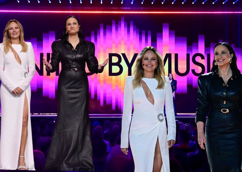 Crna ili bijela, teško je odlučiti: Voditeljice Eurosonga zablistale u laskavim haljinama