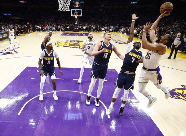 Lakersi izbjegli 'metlu' koja prijeti Pelicansima