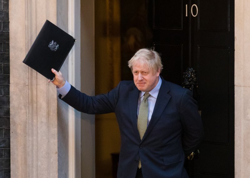 Boris Johnson poziva na jedinstvo u jedinicama koje je preoteo laburistima