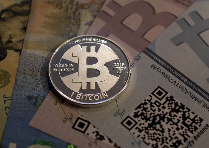 Je li uopće pametno investirati u Bitcoin?