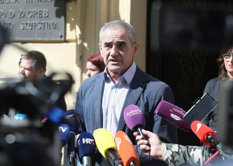 Bakić: 'HDZ tretira građanski odgoj kao vrući krumpir, a trenutno je narezan na kriške'