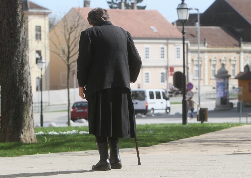 U dva nova slučaja dvije osobe starije životne dobi u Zagrebu prevarene za više stotina tisuća kuna
