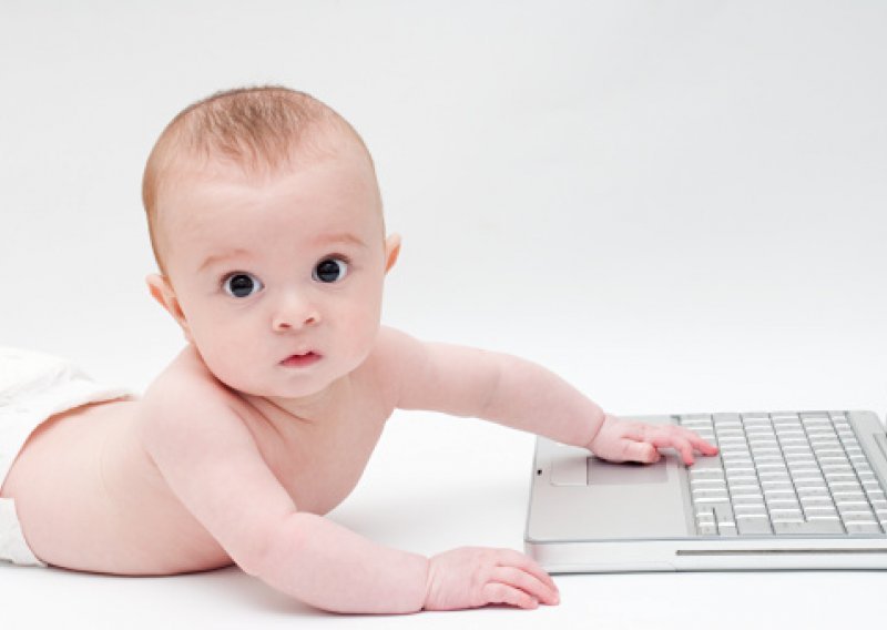 Dvomjesečna beba prodaje se preko interneta