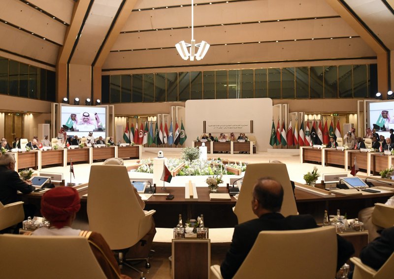 Arapska liga sazvala izvanredni sastanak, razgovarat će o ratu u Gazi