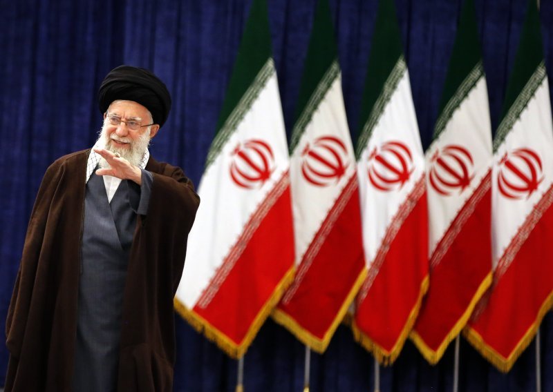 Vrhovni vođa Hamenei: Iran je pokazao svoju moć protiv Izraela