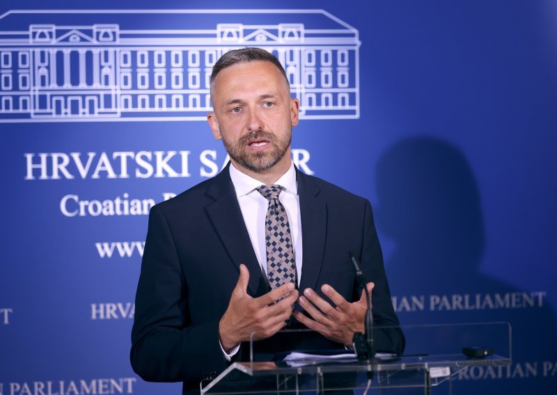 Vlada: Izdvaja se 350 milijuna eura bespovratnih potpora za zapošljavanje i samozapošljavanje