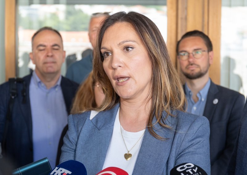 Bonačić Obradović: 'Franković manipulira, pokušao je proglasiti pobjedu prije izbora'