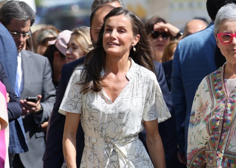 Ovo su najudobnije sandale na petu: Dodaju centimetre, a nose se od jutra do mraka
