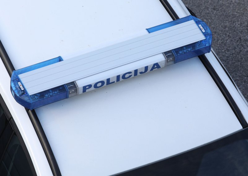 Istarski policajci uhitili Ukrajinca koji je prevozio Afganistance u Italiju