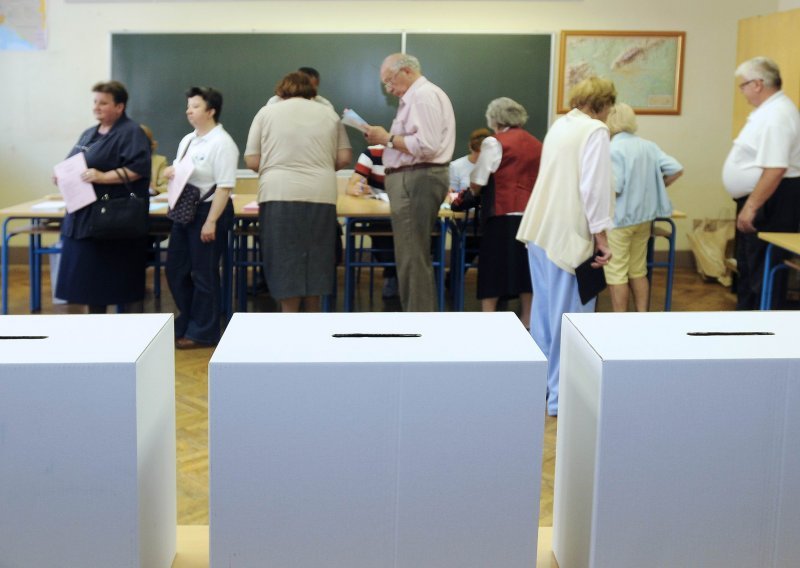 Glas na lokalnim izborima plaćao se tisuću kuna