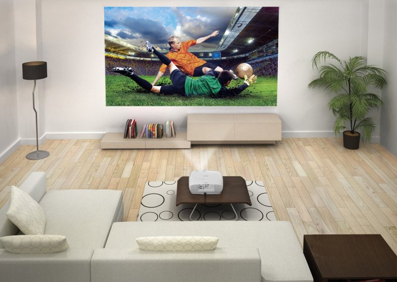 Što odabrati za gledanje nogometa, projektor ili TV?