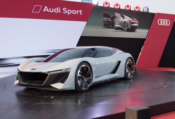 Audi AI:Race Concept (PB18 e-tron)