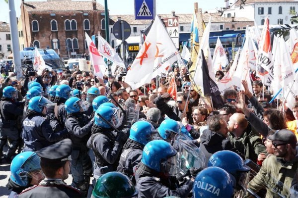Prosvjedi u Veneciji nakon odluke da se turistima koji u njoj ne noće naplaćuje ulaz