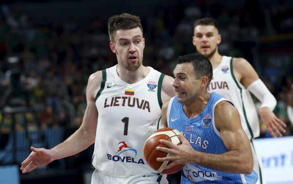 Grci i Turci odlučuju o prvom finalistu; hrvatski trener ostao bez čuda