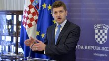 Marić zatečen: Oštro režemo troškove, smanjujemo javni dug, zar to nije dovoljno?