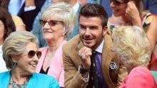 David Beckham zablistao u elegantnom odijelu na Wimbledonu, ali tema dana bila je njegova kosa