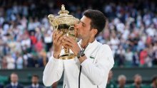 Đoković u jednom od najluđih finala u povijesti slomio Federera i peti put osvojio Wimbledon