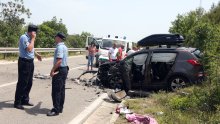 Požega: Dva automobila se sudarila u zavoju, više ozlijeđenih