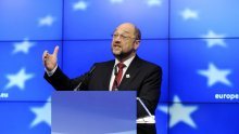 Schulz pozvao Talijane da glasaju protiv Berlusconija