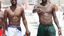 Mišićavi LeBron i Dwyane izazvali stampedo na plaži!