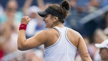 Andreescu osvojila novu veliku titulu, Serena neslavno predala finale