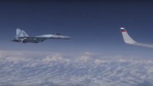 [VIDEO] Pogledajte kako je ruski Su-27 potjerao NATO-ov F-18