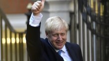 Johnson usporedio Britaniju sa superjunakom: Što je Hulk luđi, to je i jači