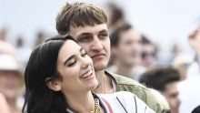 Dua Lipa odlučila se za novi korak u vezi i nakon samo dva mjeseca započela zajednički život s dečkom