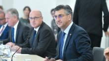 Plenković se u uvodu sjednice Vlade raspričao o Šuici, pravima žena, novcu za Hrvate u BiH, Pupovcu...