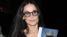 Demi Moore najavljuje knjigu u kojoj je ogolila dušu, a u svrhu promocije ogolila je i tijelo