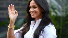 Torba koju je dizajnirala Meghan Markle rasprodana je u rekordnom roku: Na eBayu je preprodaju po tri puta većoj cijeni