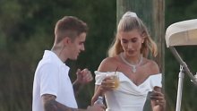 Nakon tajnog vjenčanja došlo je vrijeme i za glamuroznu proslavu: Justin Bieber i Hailey Baldwin ponovno izrekli zavjete