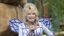 Obožavatelji Dolly Parton uskoro će moći kupiti dizajnerske perike po uzoru na frizuru svoje omiljene pjevačice