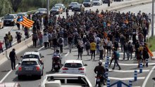 [VIDEO/FOTO] Kaos u Barceloni: Prosvjednici pokušavaju zauzeti aerodrom, u prekidu i željeznički promet