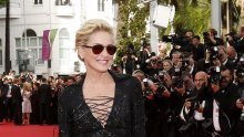 Sharon Stone: 'Kad sam bila mlađa svi su samo govorili što ne valja na mom tijelu'