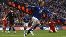 Jelavić 'kamen temeljac' Evertonove momčadi