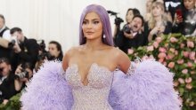 Kakva ludost: Kylie Jenner od jednogodišnje Stormi napravila mini verziju sebe