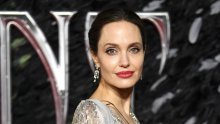 Angelina Jolie se skinula gola za poznati časopis i otkrila značenje omiljene tetovaže koju je napravila s 20 godina