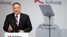 Pompeo u Berlinu oštro napao Kinu i Rusiju