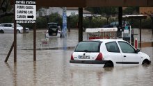 Najmanje četvero mrtvih u poplavama u Francuskoj