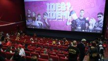 Pogledajte kako je bilo na svečanoj premijeri dugometražnog igranog filma 'Ideš? Idem!'