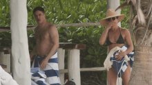 Samo prijatelji ili nešto više: Jennifer Aniston uskočila u bikini, no pažnju je privukao muškarac u njezinom društvu