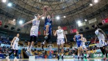 Cibona sjajnom predstavom pregazila nemoćni Zadar; već nakon četiri minute bilo je jasno kako će sve završiti