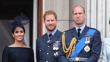 Princ Philip bijesan napustio Sandringham, dok William i Harry pokušavaju spasiti svoj odnos, ali i monarhiju, demantirajući novinske napise