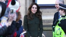 Teško se odlučiti koja je ljepša: Londonski brend koji je osvojio Kate Middleton oduševljava svojim elegantnim torbicama