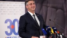 Plenković u Splitu o unutarstranačkim izborima i dilerima: Postrožit ćemo borbu, mijenjati zakone ako treba