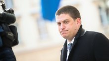 Ministar Butković: Zasad nije usporena gradnja Pelješkog mosta