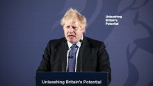 Johnson preustrojava vladu nakon Brexita