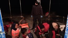 Hrvatski policajci spasili 36 migranata u Egejskom moru: Bili su pothlađeni, dehidrirani, a neki i bez svijesti