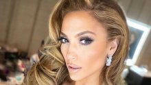 Zapalila društvene mreže: Jennifer Lopez u 51-oj pokazala istesano tijelo u minijaturnom bikiniju